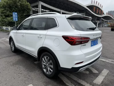 Roewe RX5