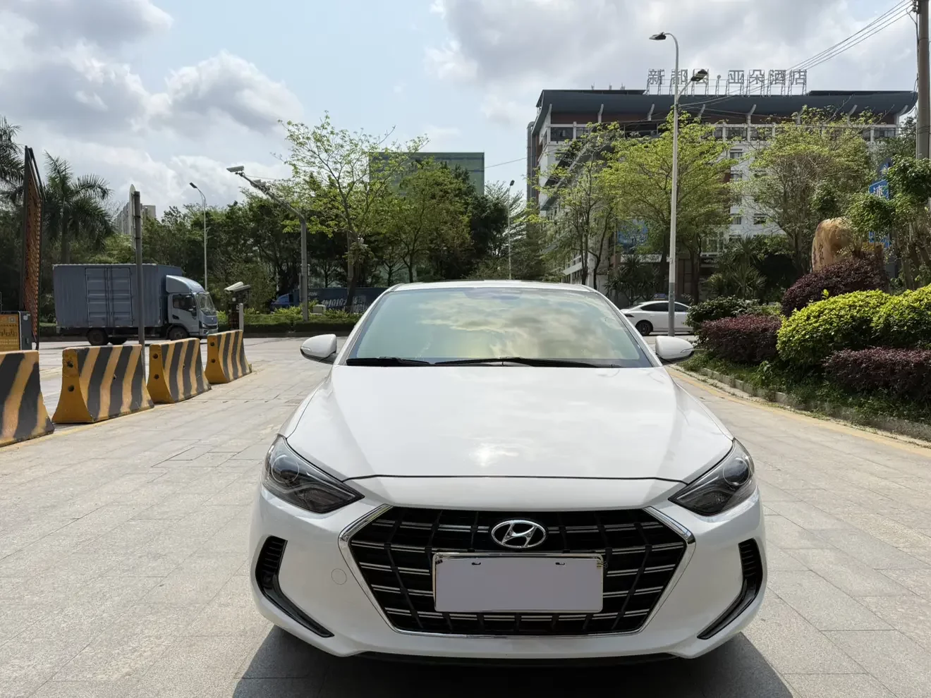 Hyundai lead
