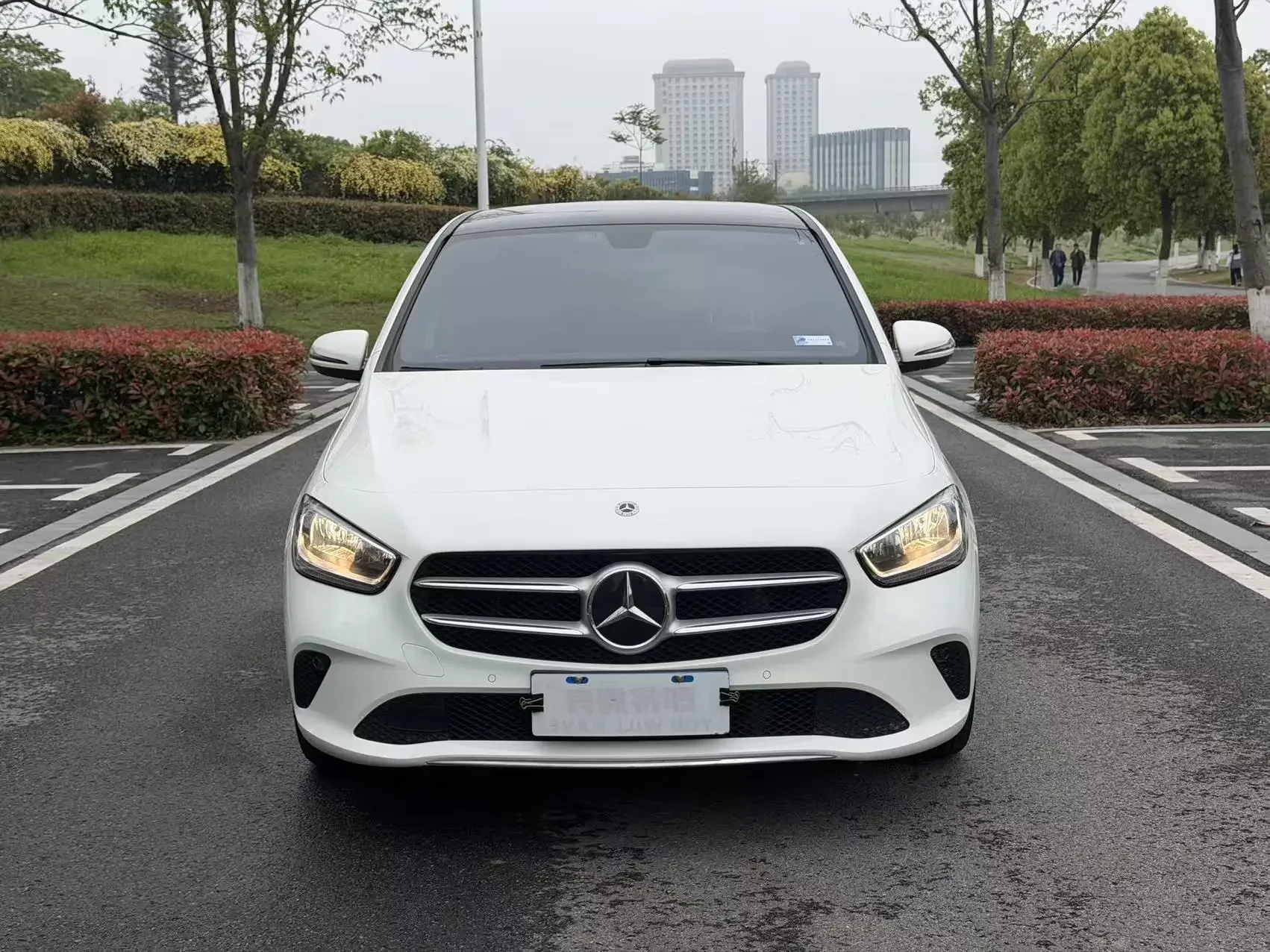 Mercedes-Benz B Class