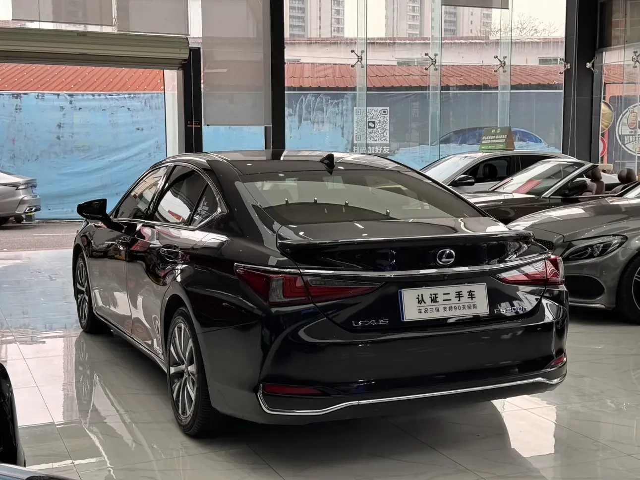 Lexus ES
