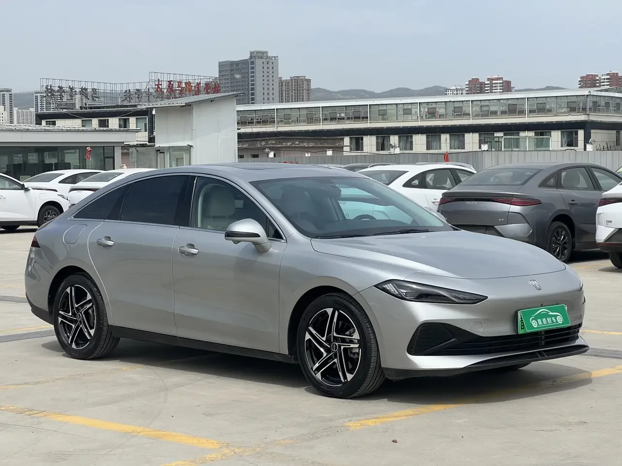 Roewe D7 DMH