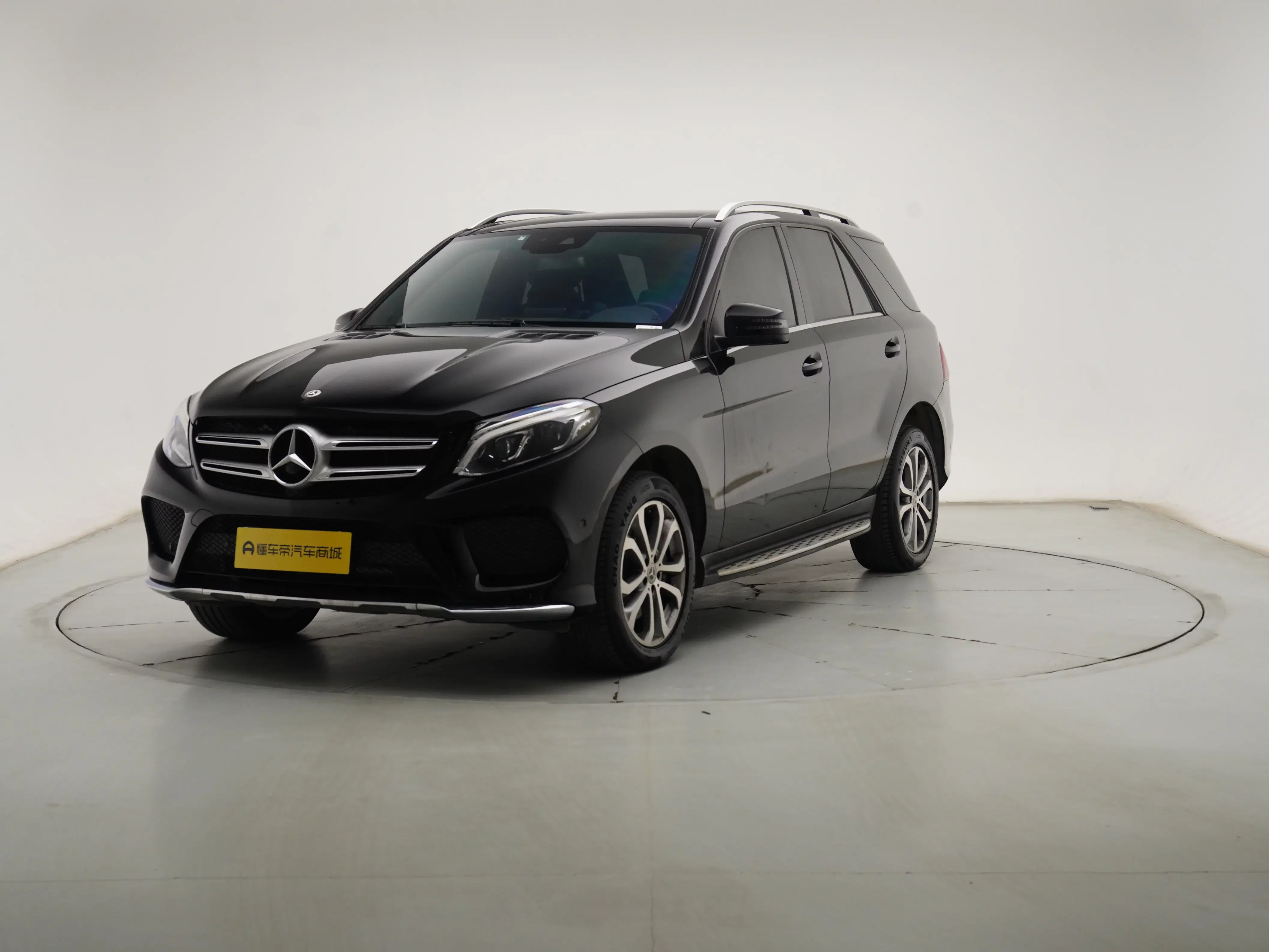 Mercedes-Benz GLE (Imported)