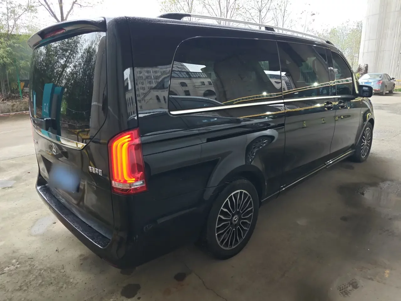 Mercedes-Benz V Class