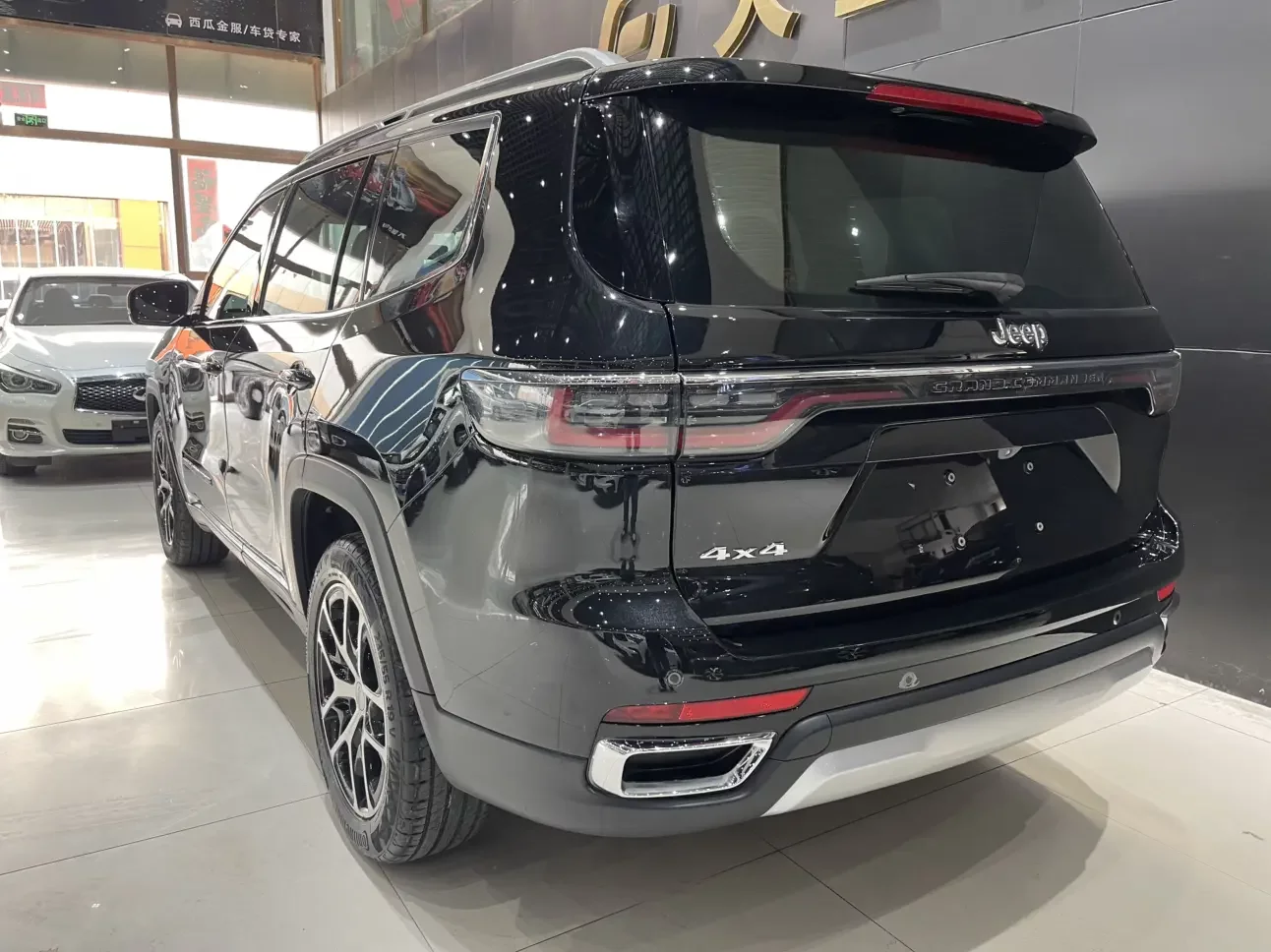 Jeep grand commander