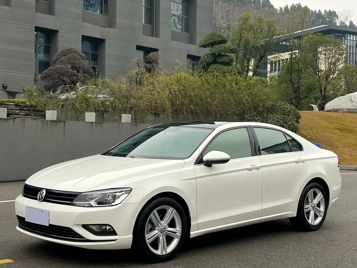 Volkswagen Lamando
