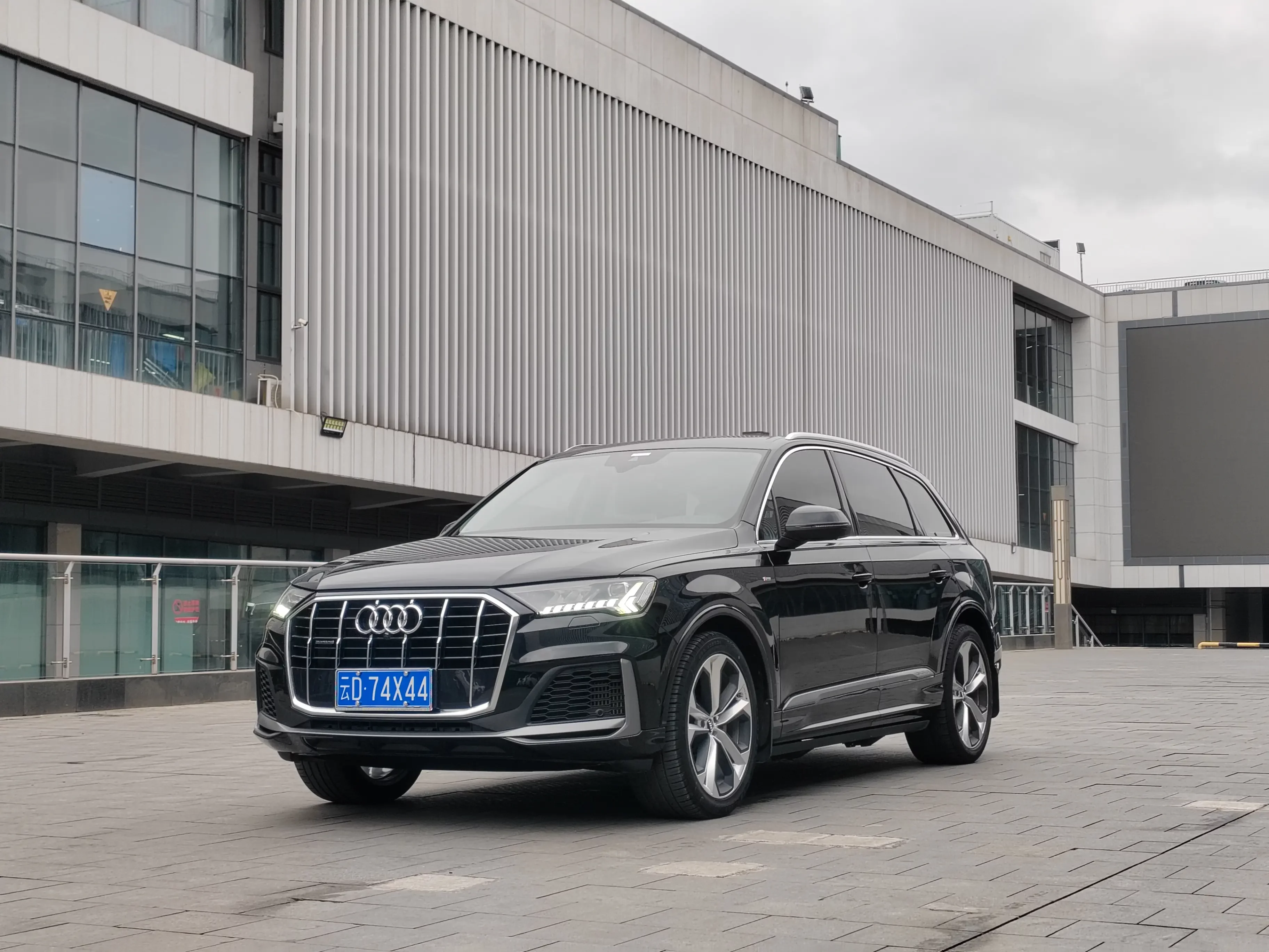 Audi Q7