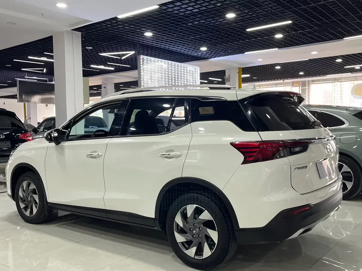 GAC Trumpchi GS4