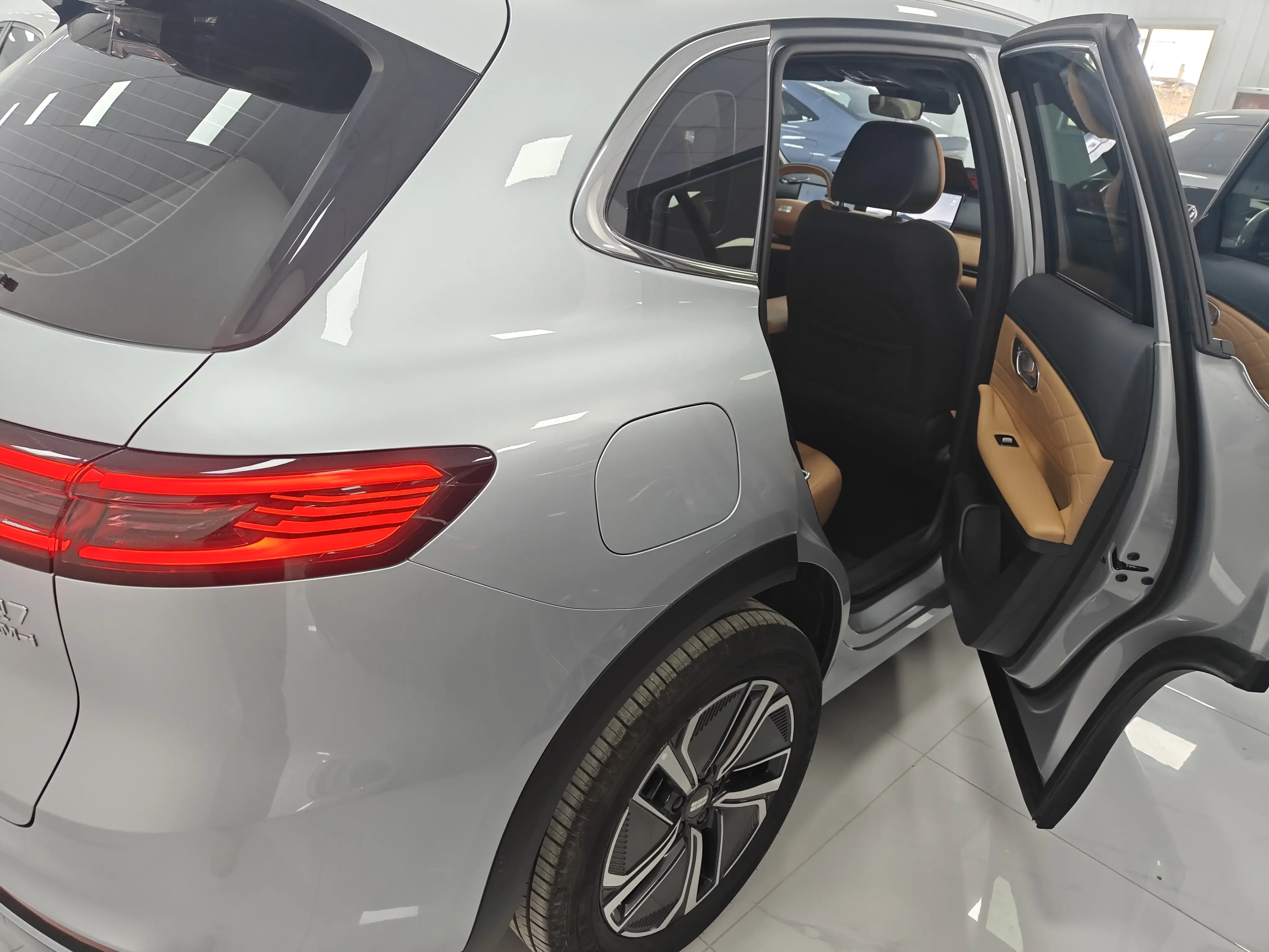 Geely Galaxy Starship 7 EM-i