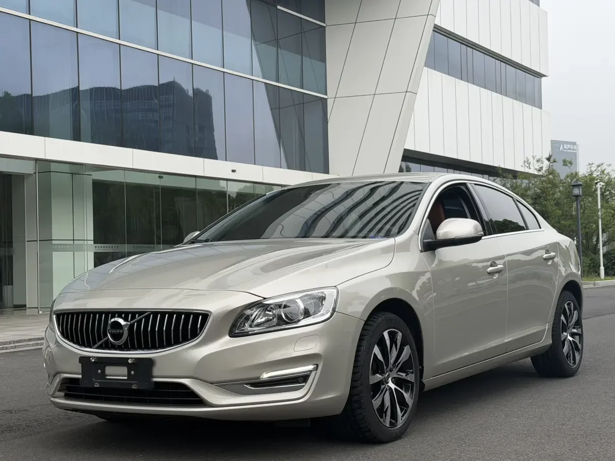 Volvo S60