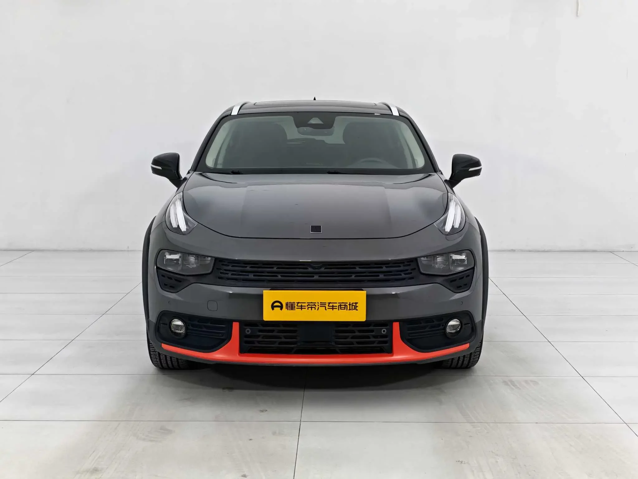 Lynk & Co 02