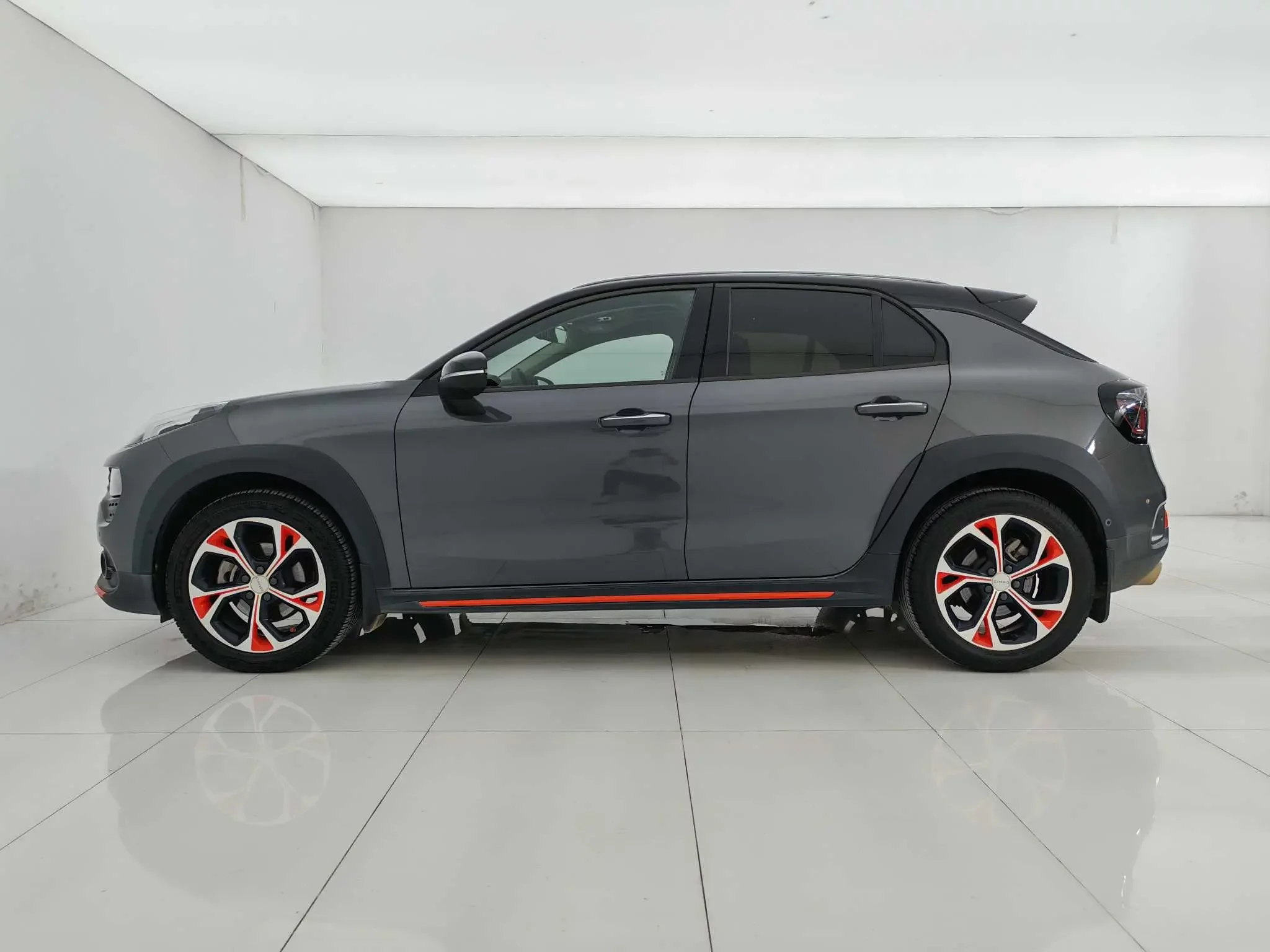 Lynk & Co 02