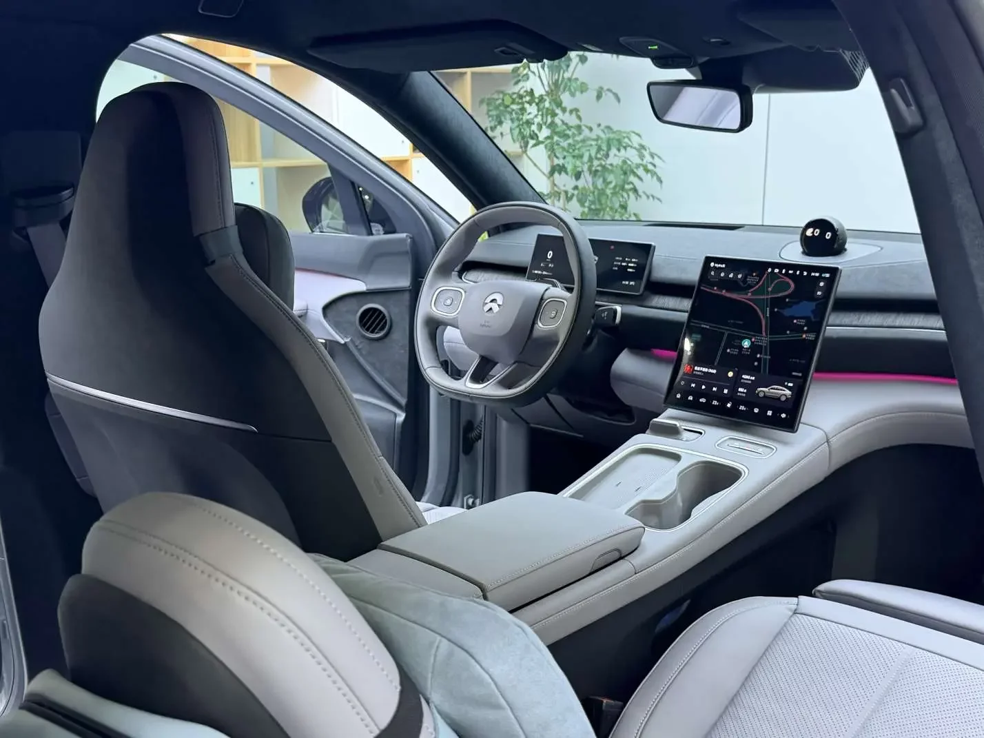 NIO EC6