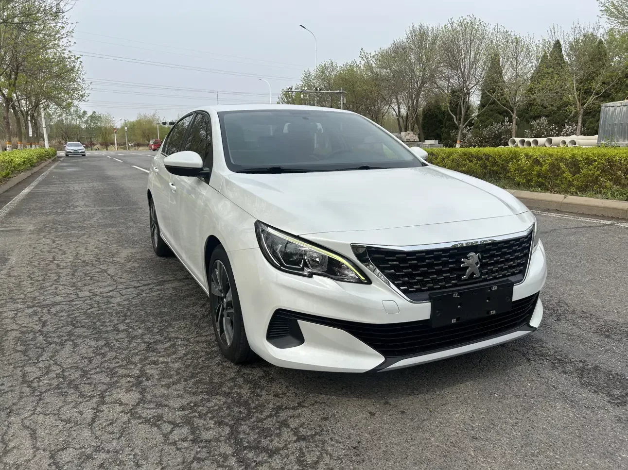 Peugeot 408