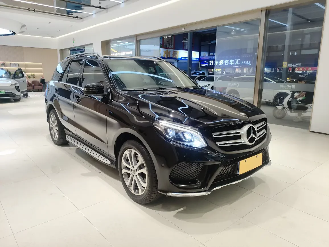 Mercedes-Benz GLE (Imported)