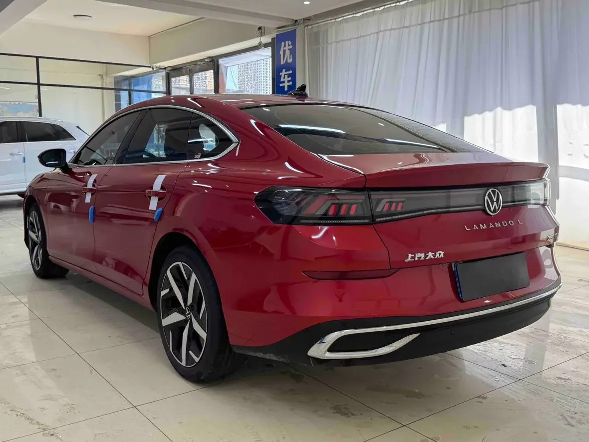 Volkswagen Lamando