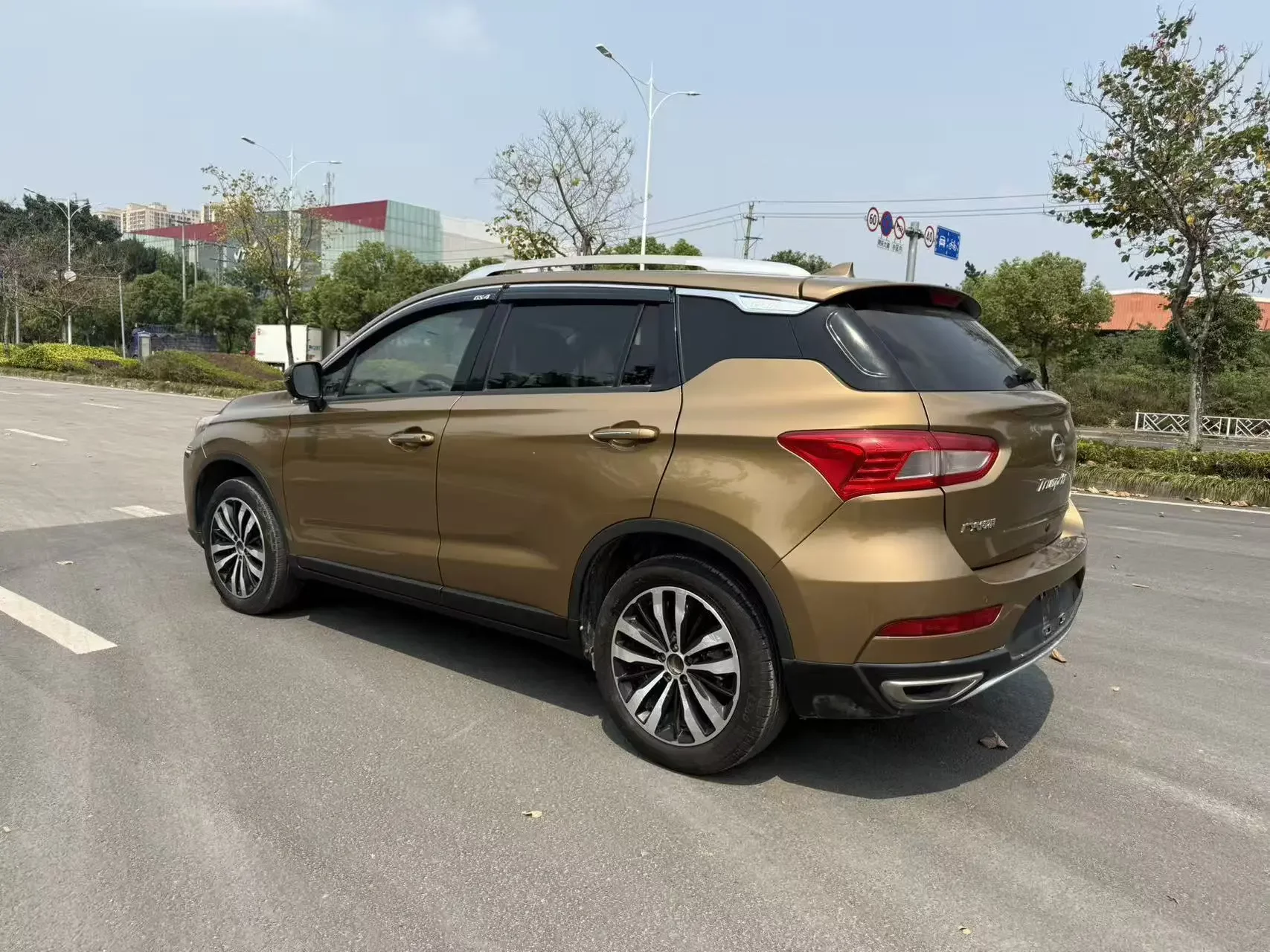 GAC Trumpchi GS4