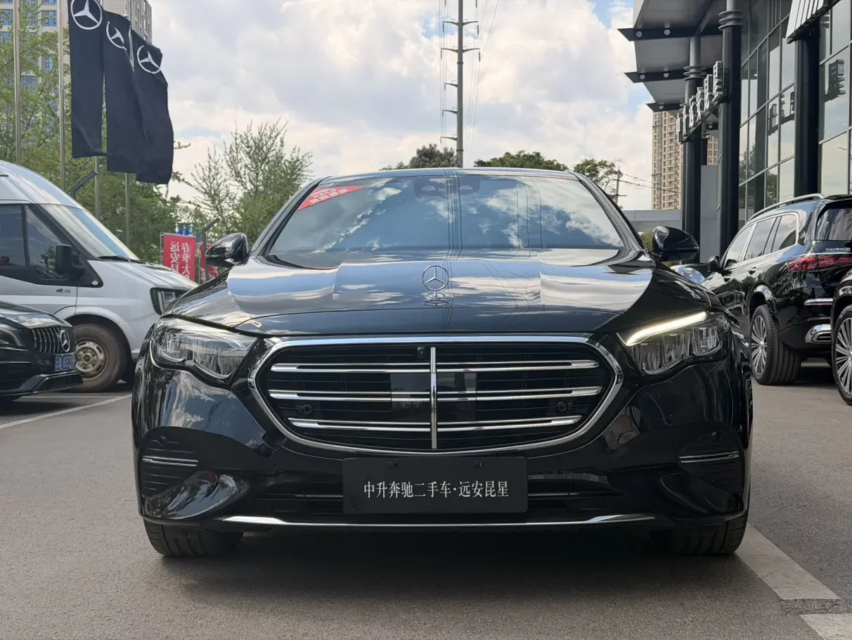 Mercedes-Benz E-Class PHEV