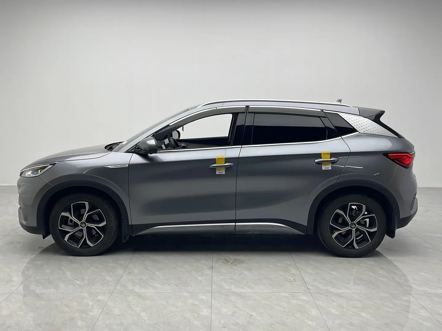 BYD Yuan PLUS