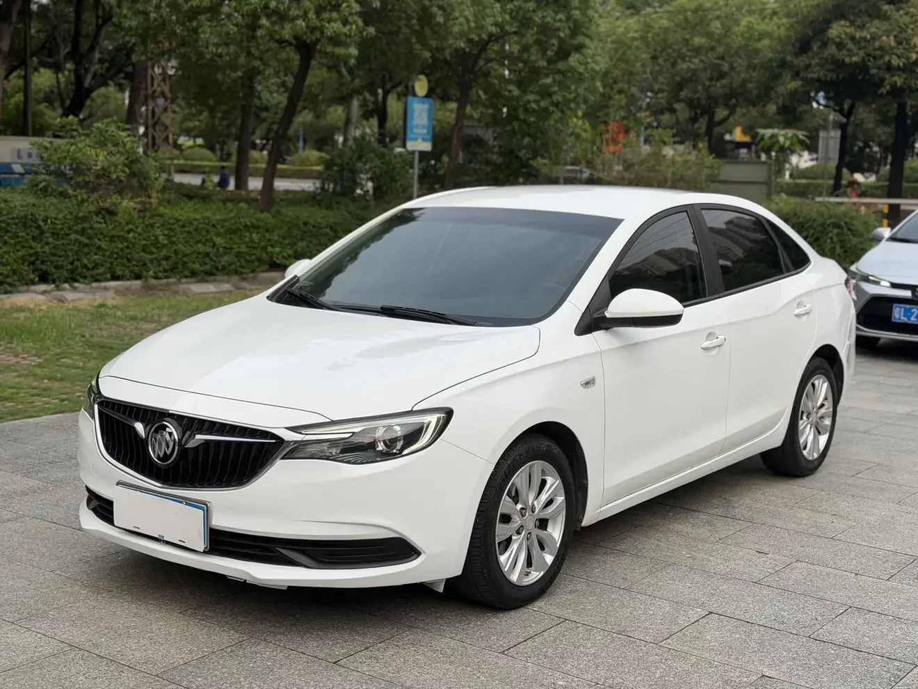 Buick Yinglang