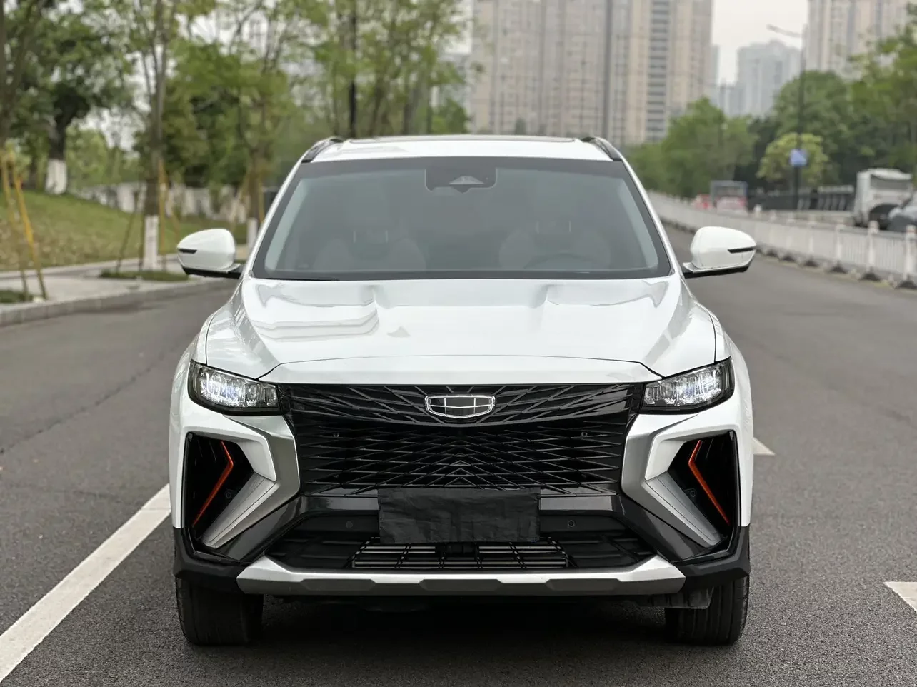 Geely Atlas