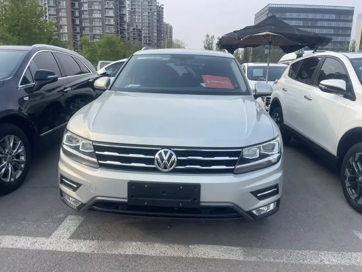 Volkswagen Tiguan L