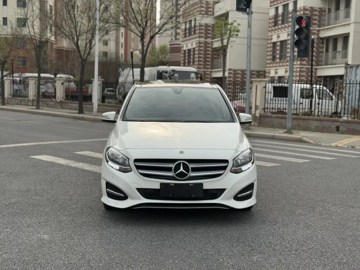 Mercedes-Benz B Class