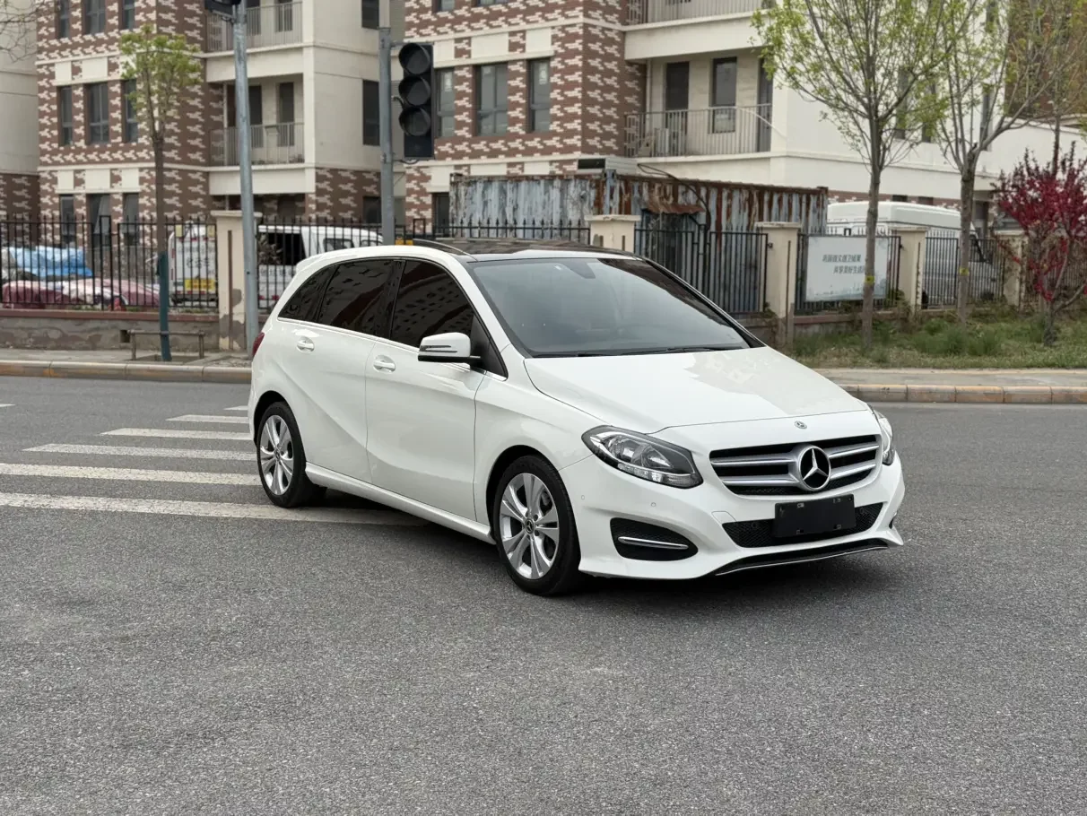 Mercedes-Benz B Class