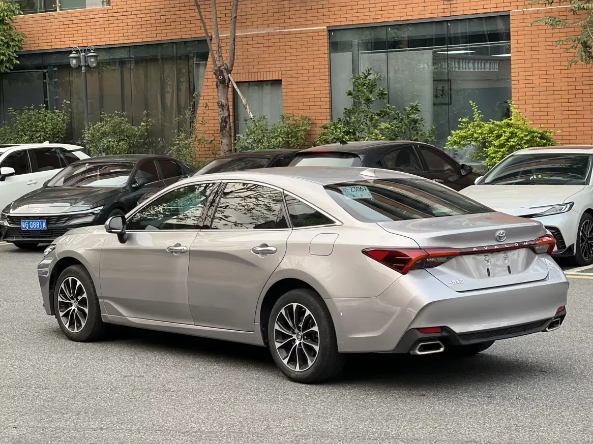 Toyota Avalon