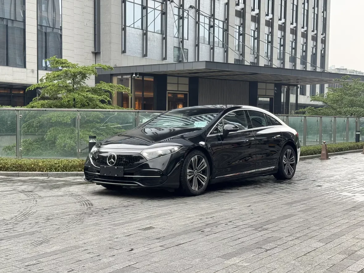 Mercedes-Benz EQS