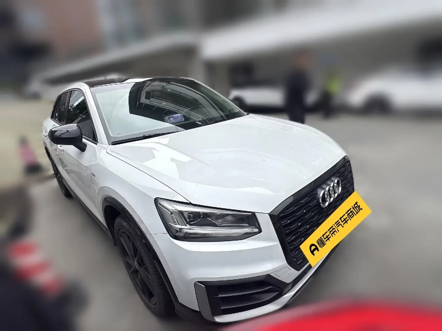 Audi Q2L