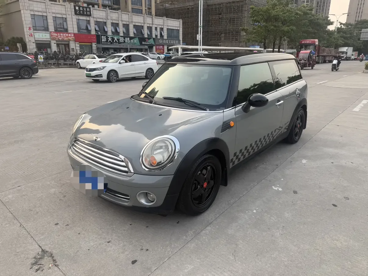 MINI CLUBMAN