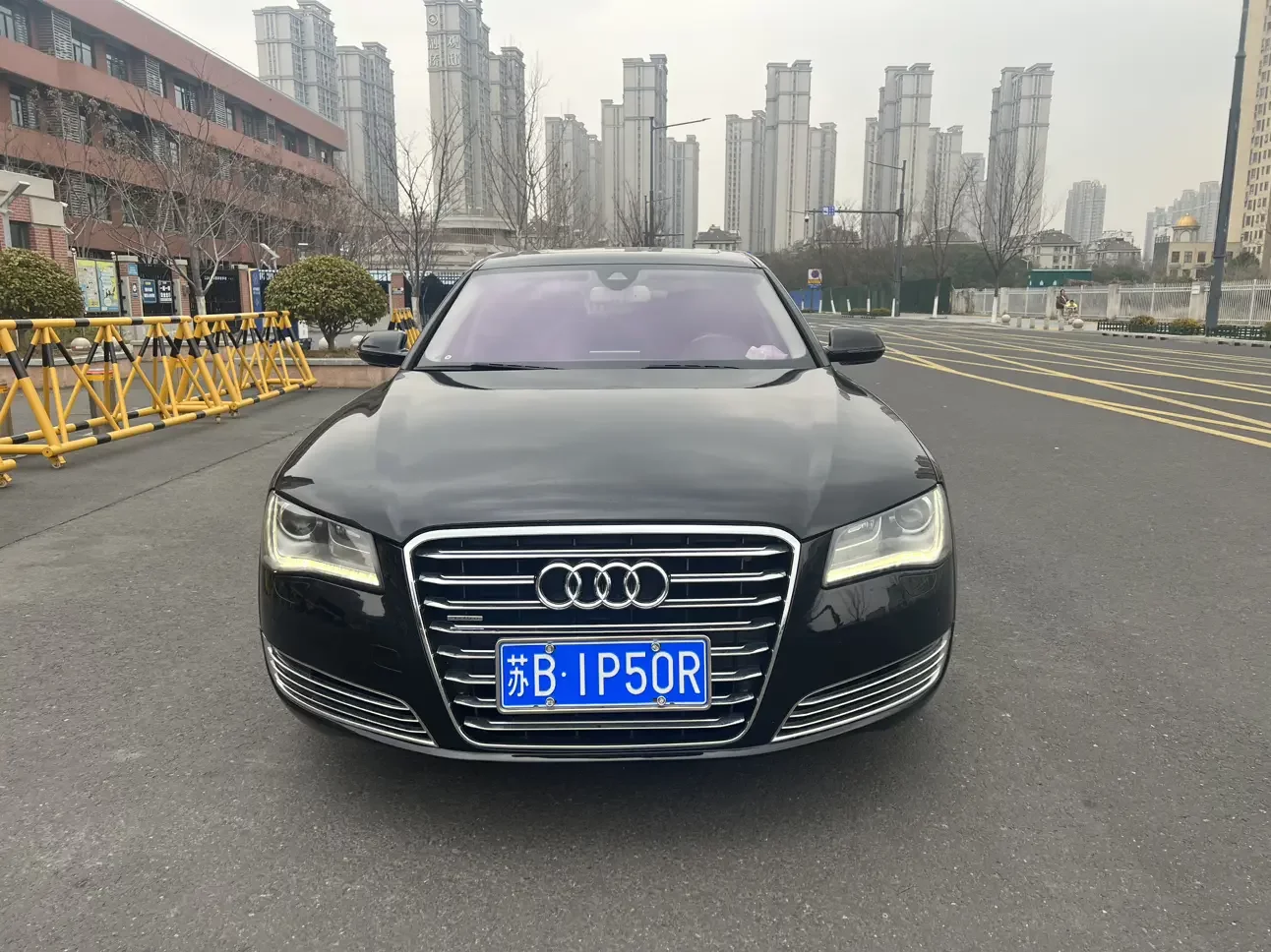 Audi A8