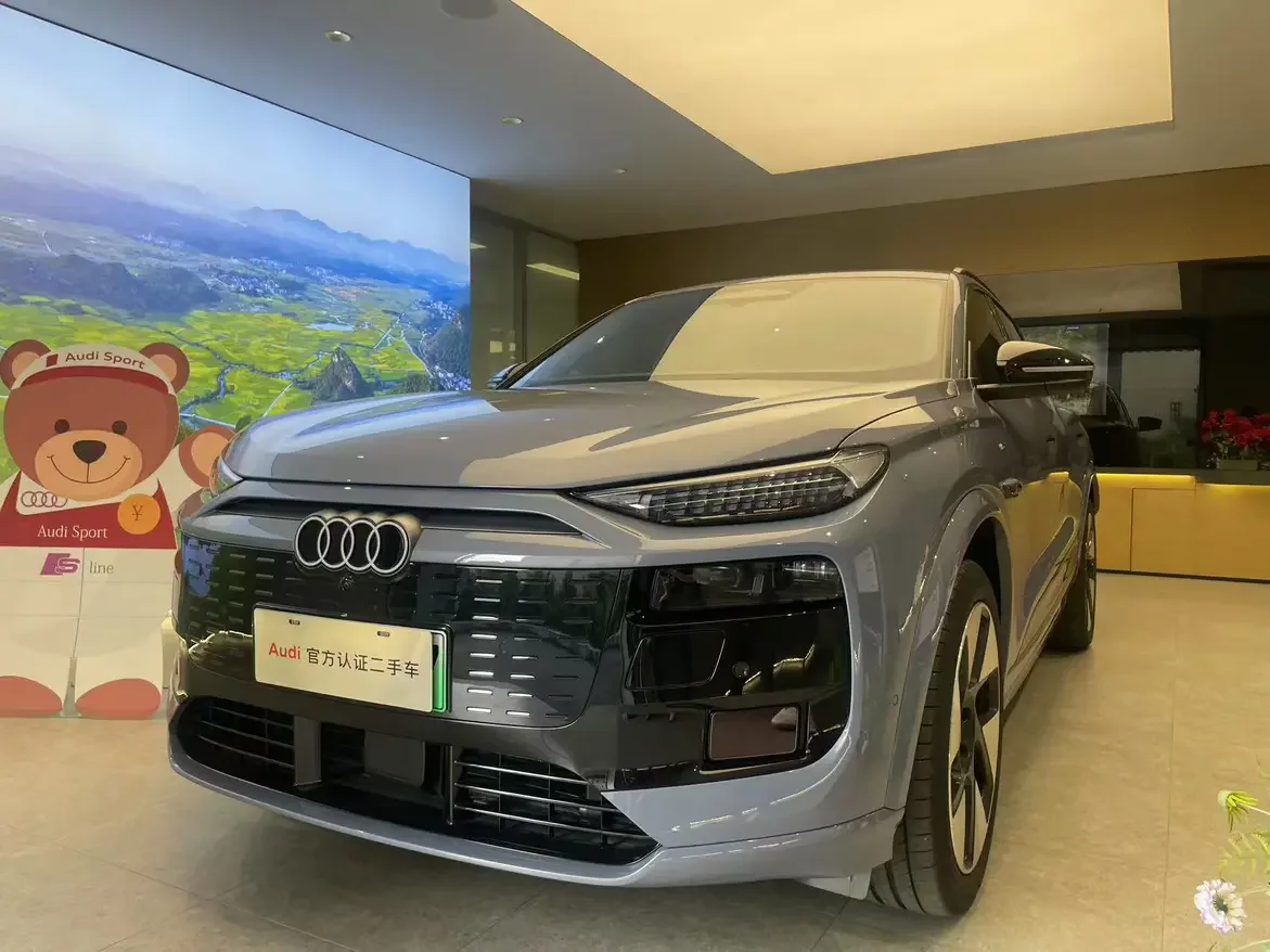 Audi Q6L e-tron