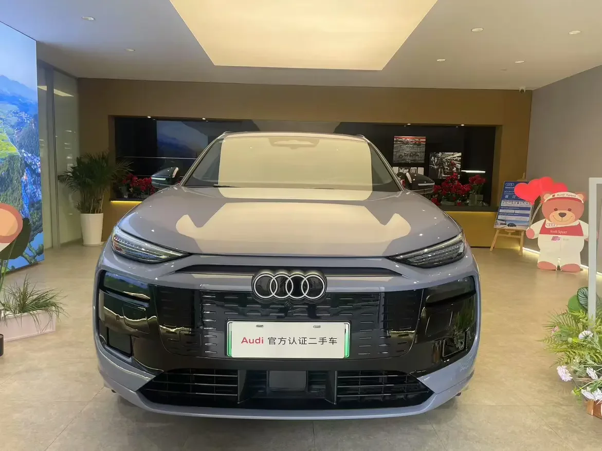 Audi Q6L e-tron