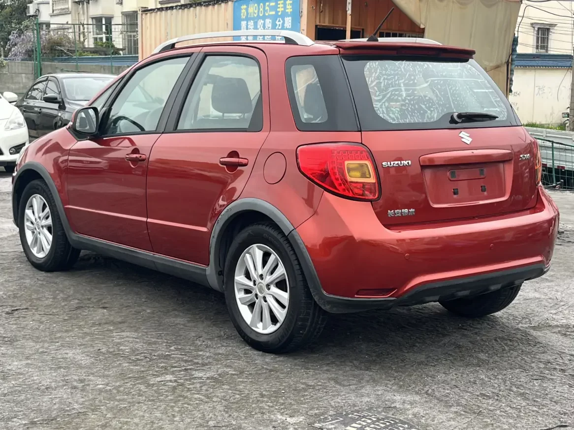 Suzuki SX4