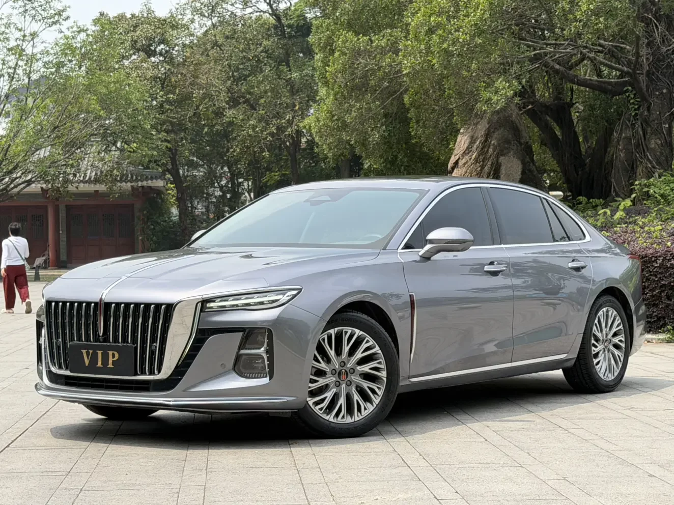 Hongqi H5