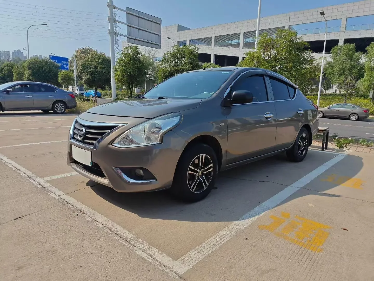 Nissan Sunlight