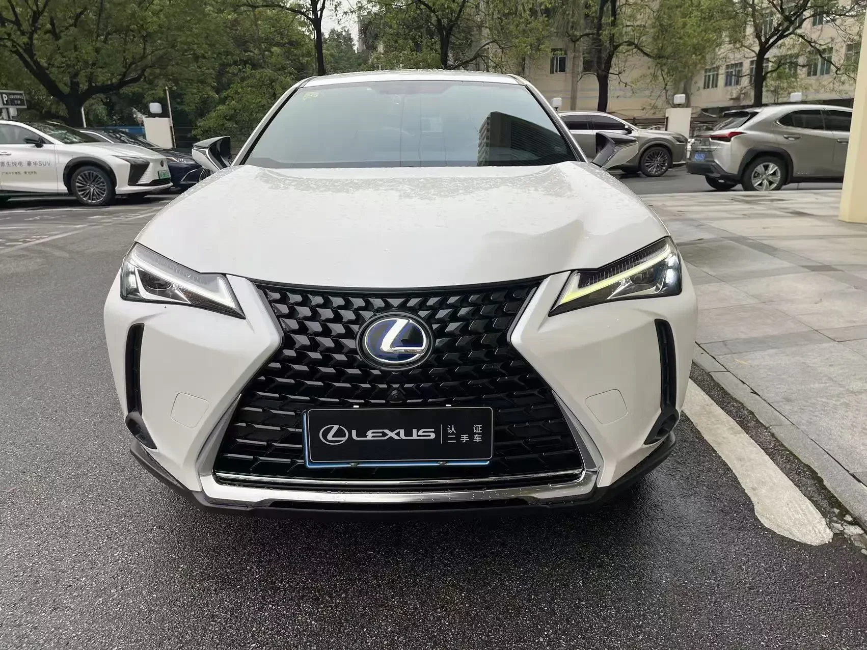 Lexus UX