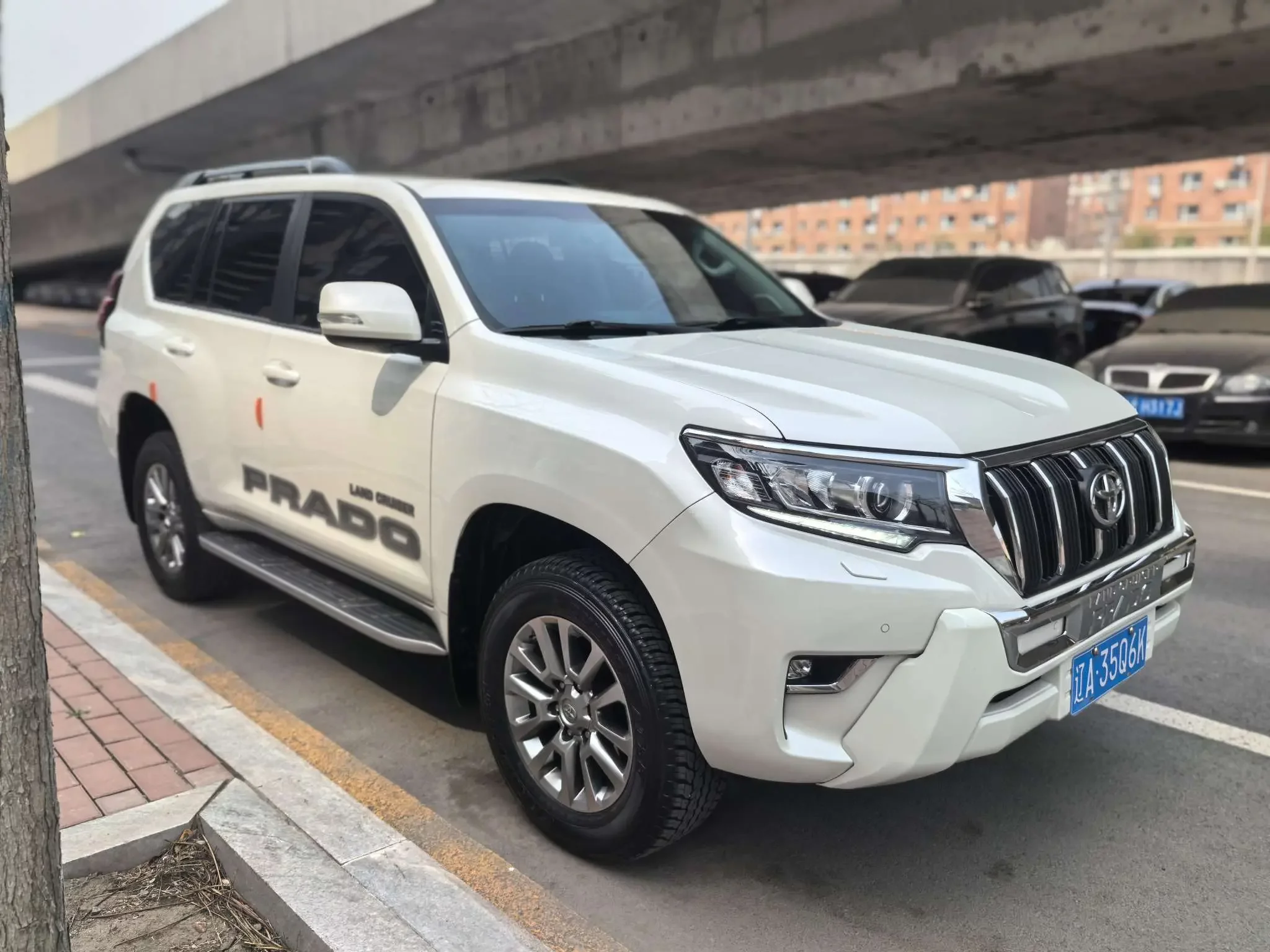 Toyota prado