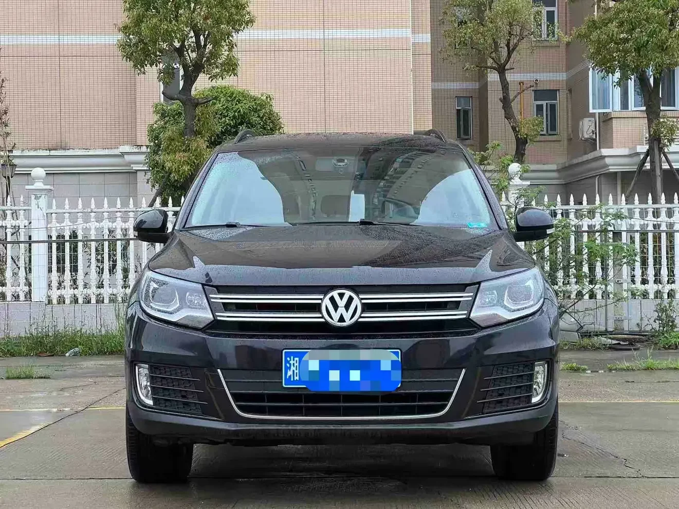 Volkswagen Tiguan (Tharu)
