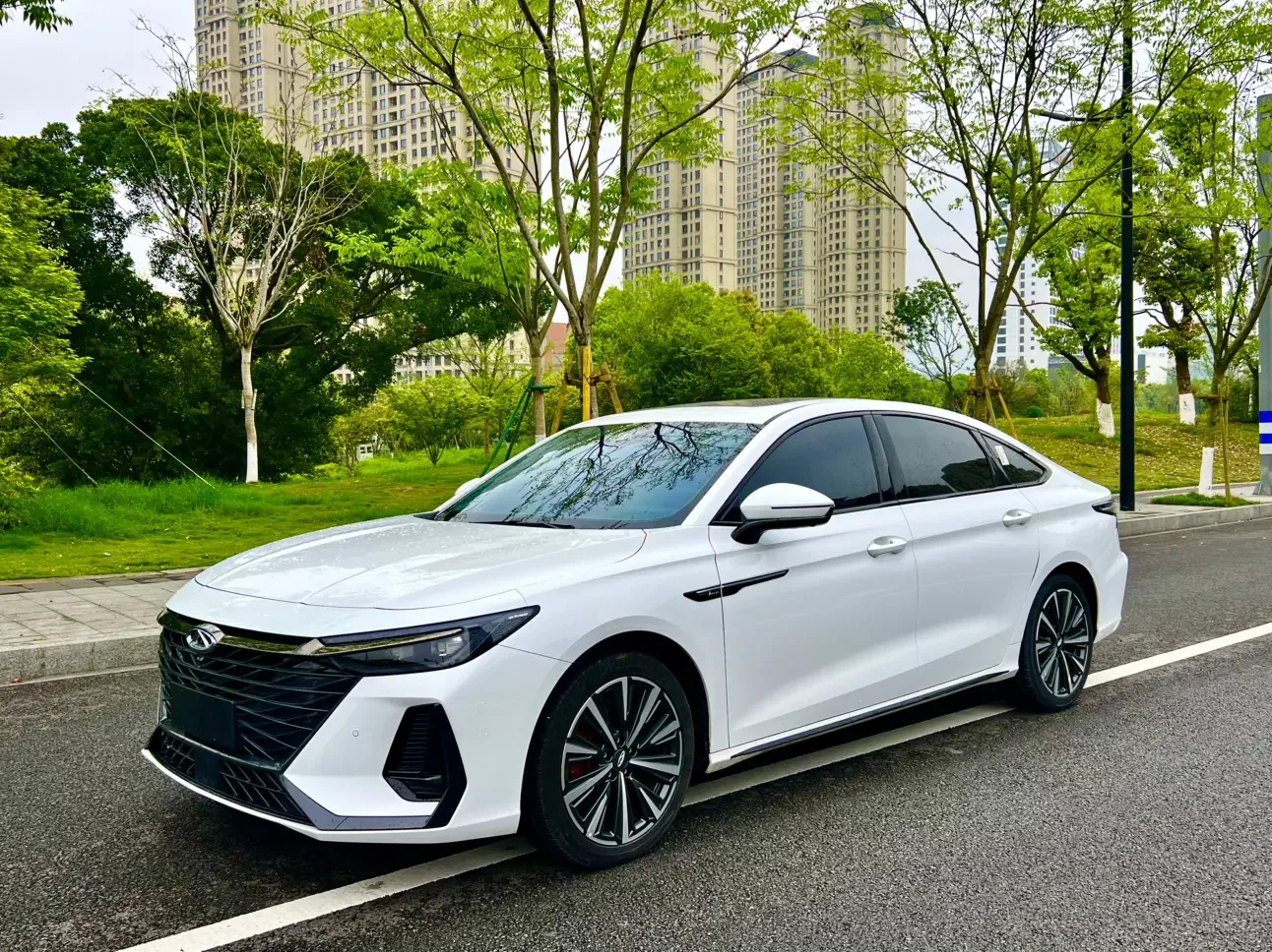 Chery Arrizo 8