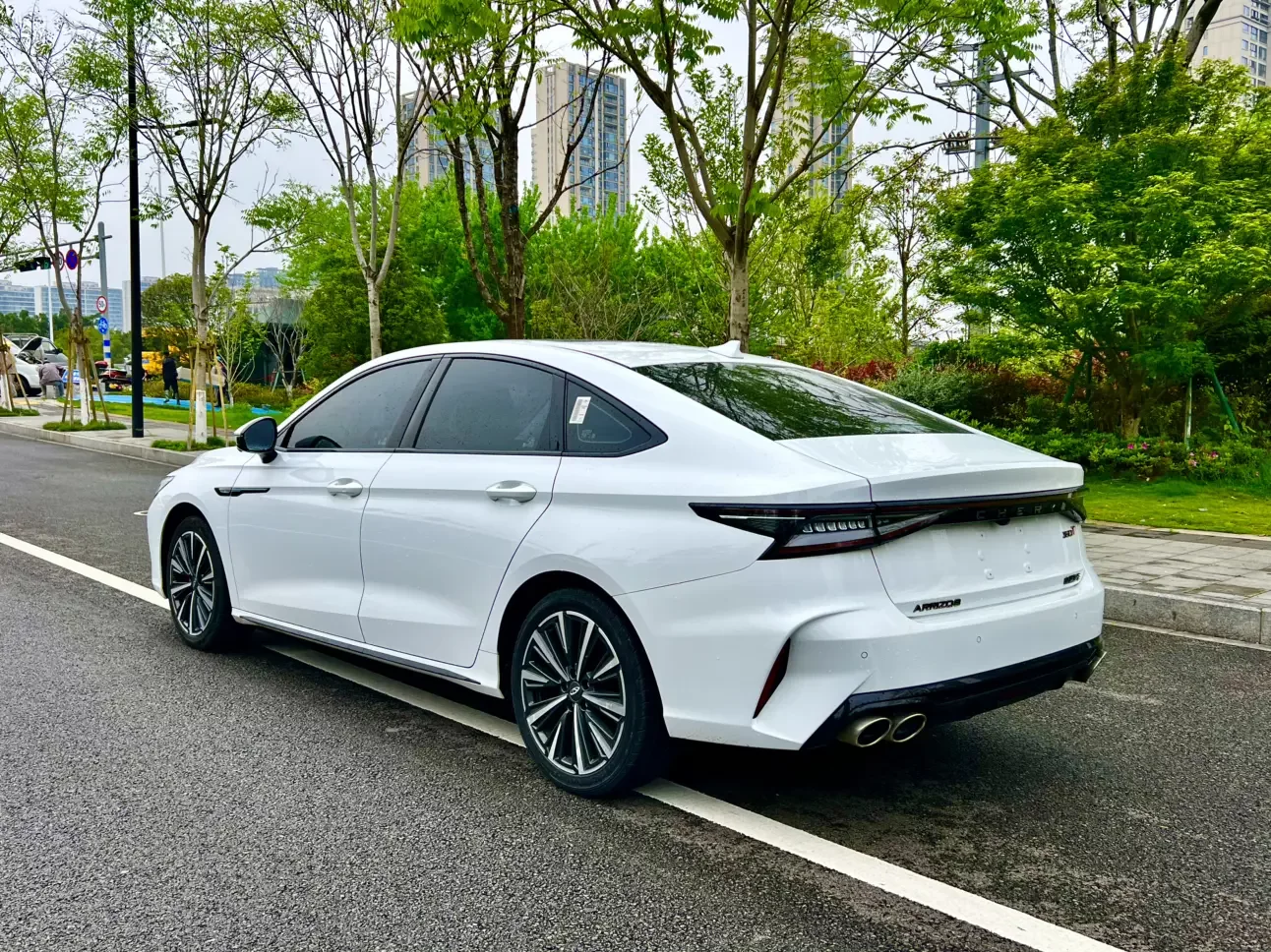 Chery Arrizo 8