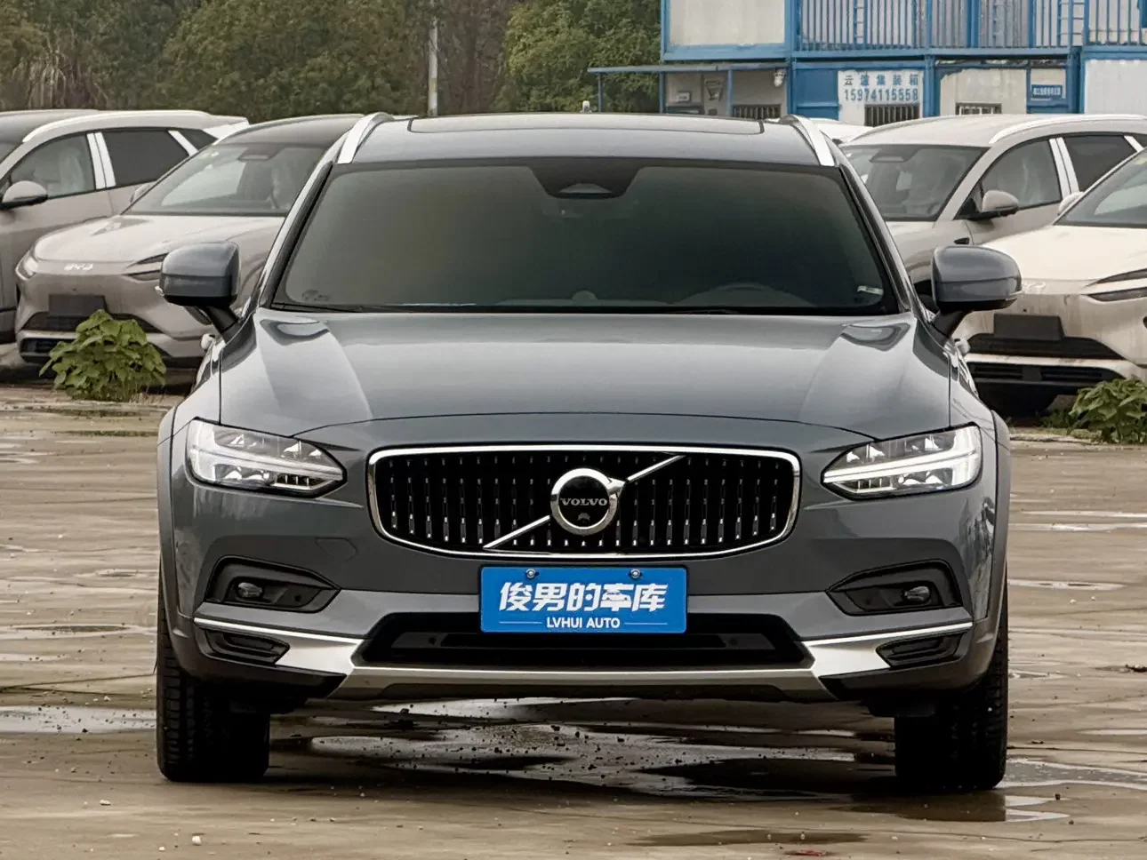 Volvo V90