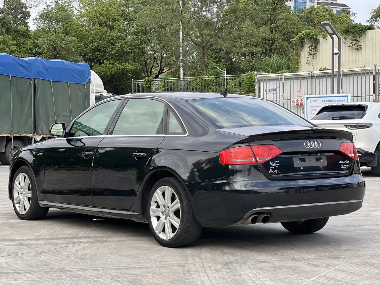 Audi A4L