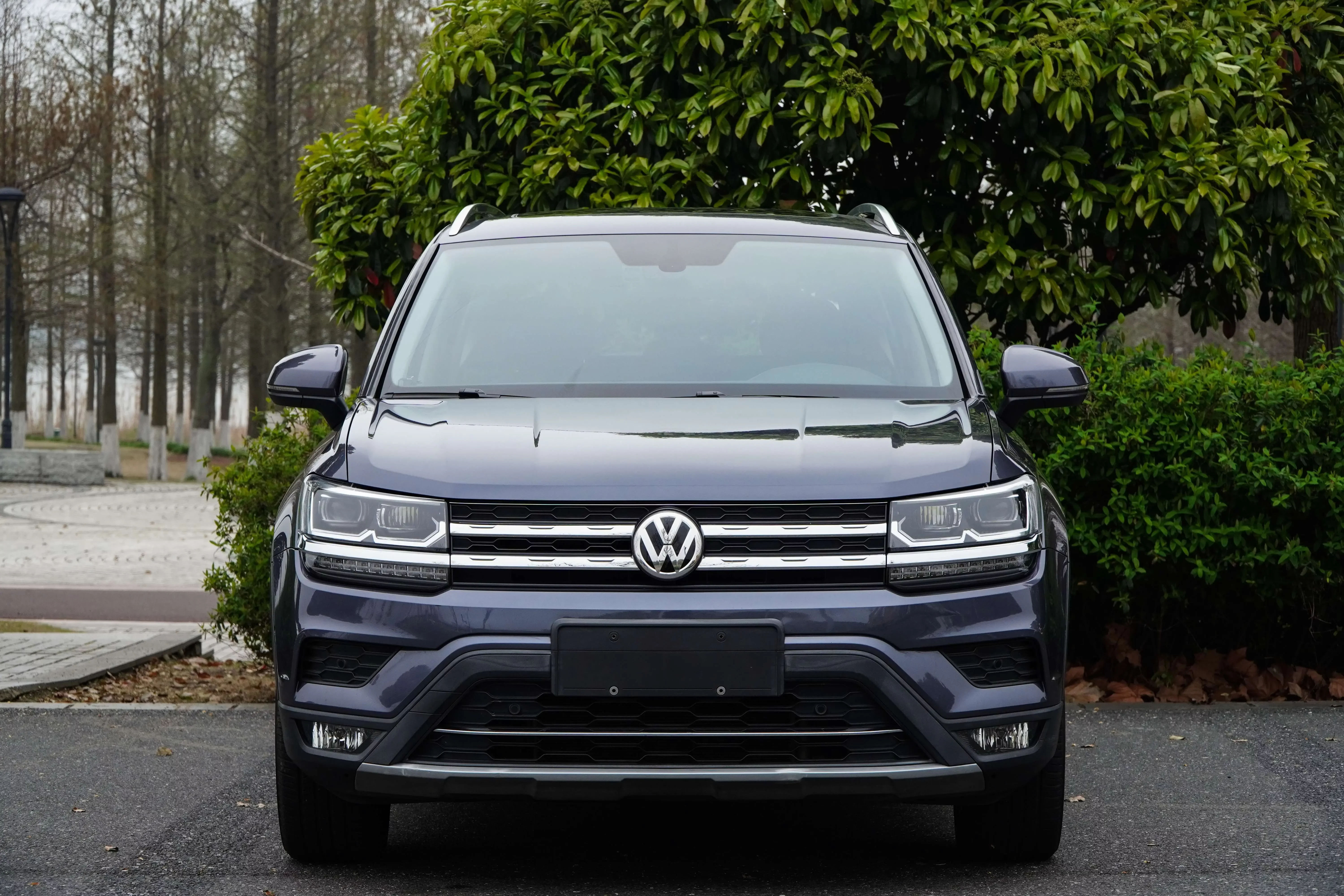 Volkswagen Tharu