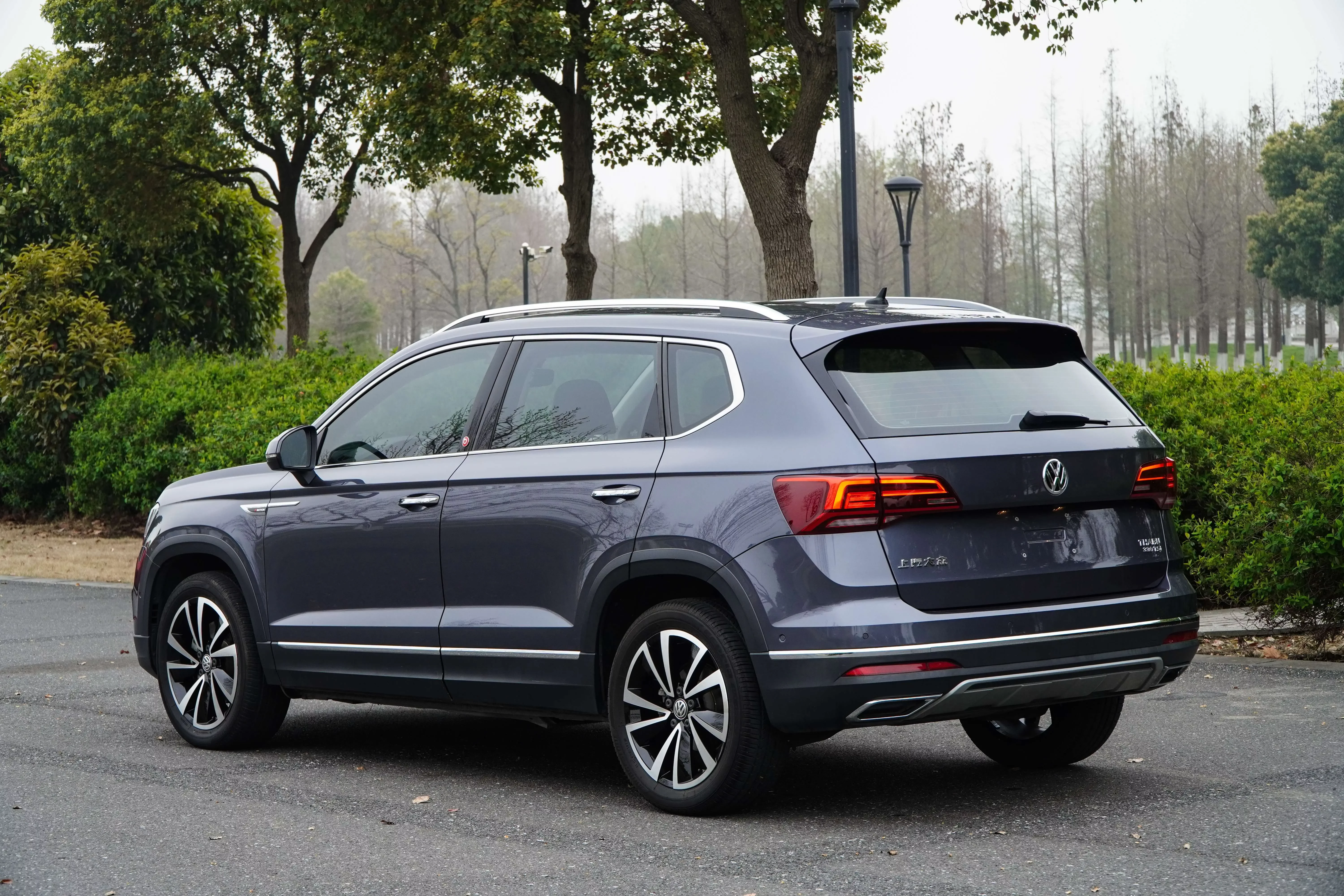 Volkswagen Tharu
