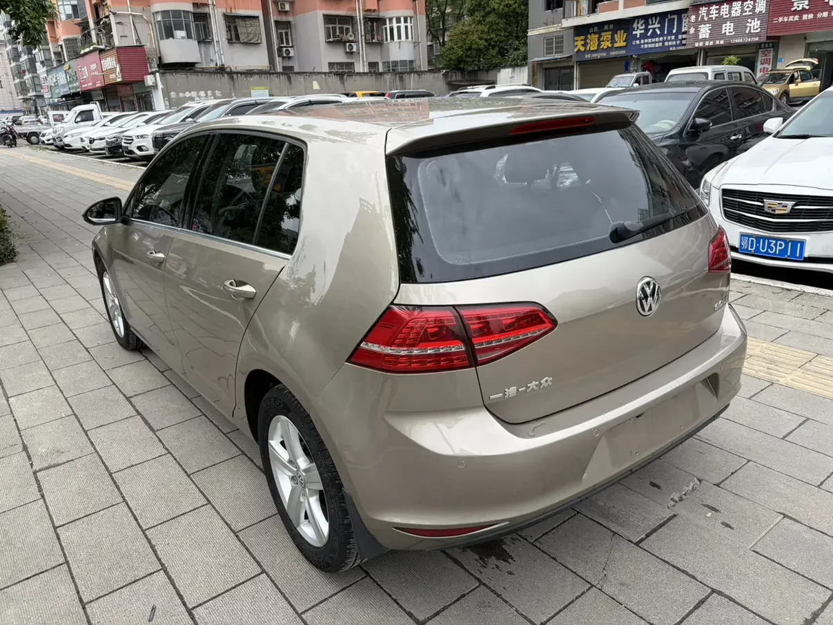 Volkswagen golf