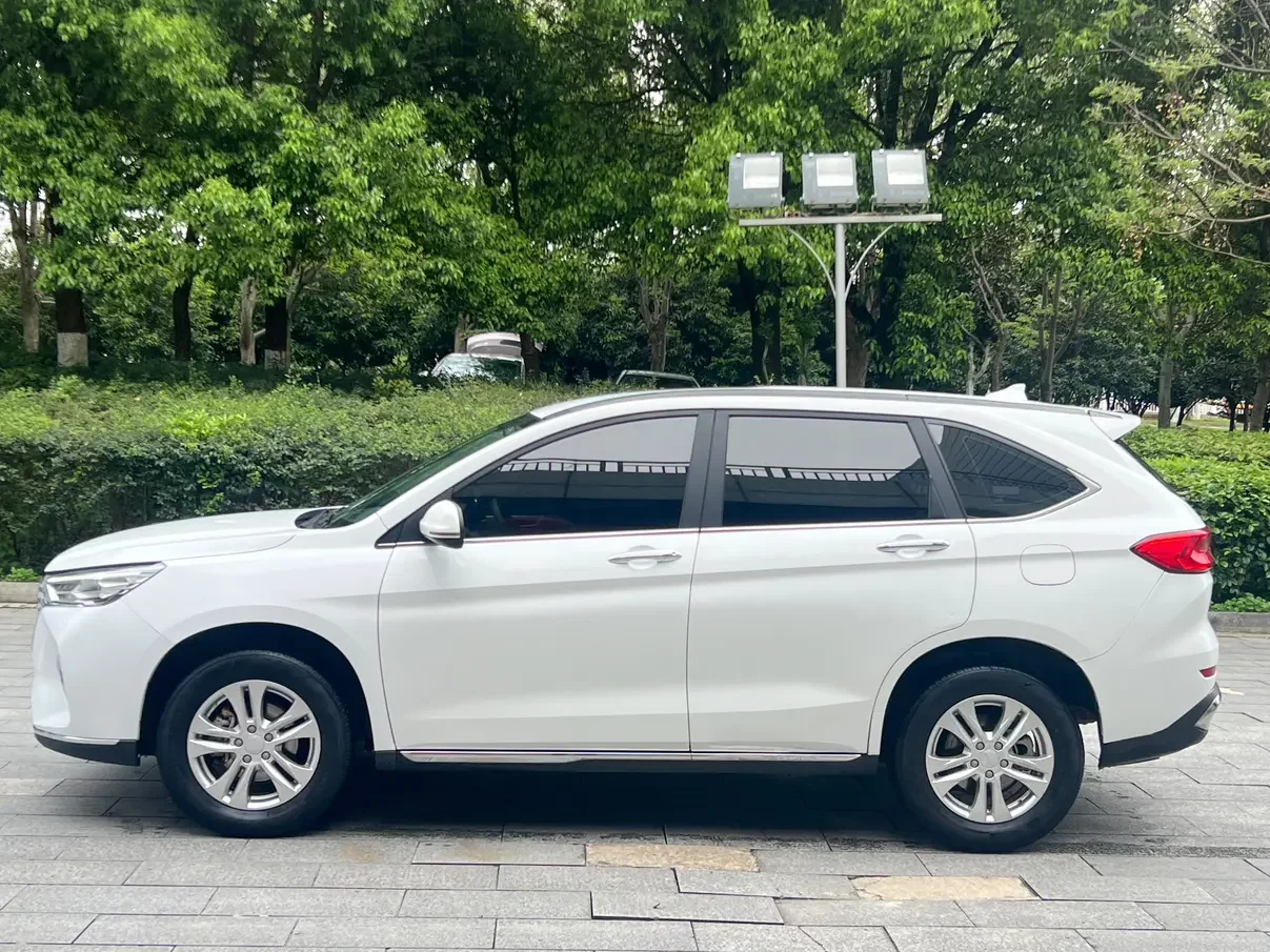 Haval M6