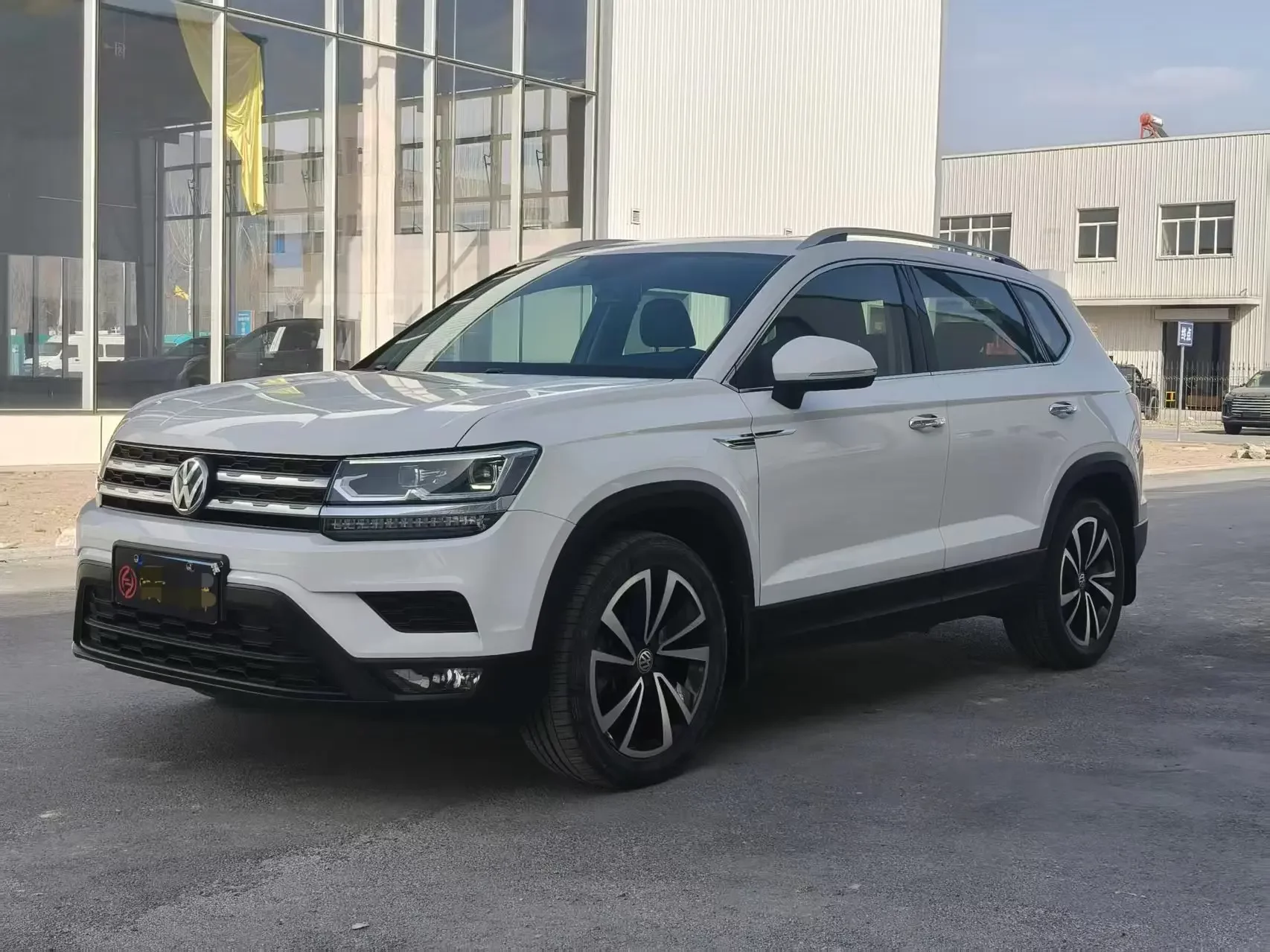 Volkswagen Tharu