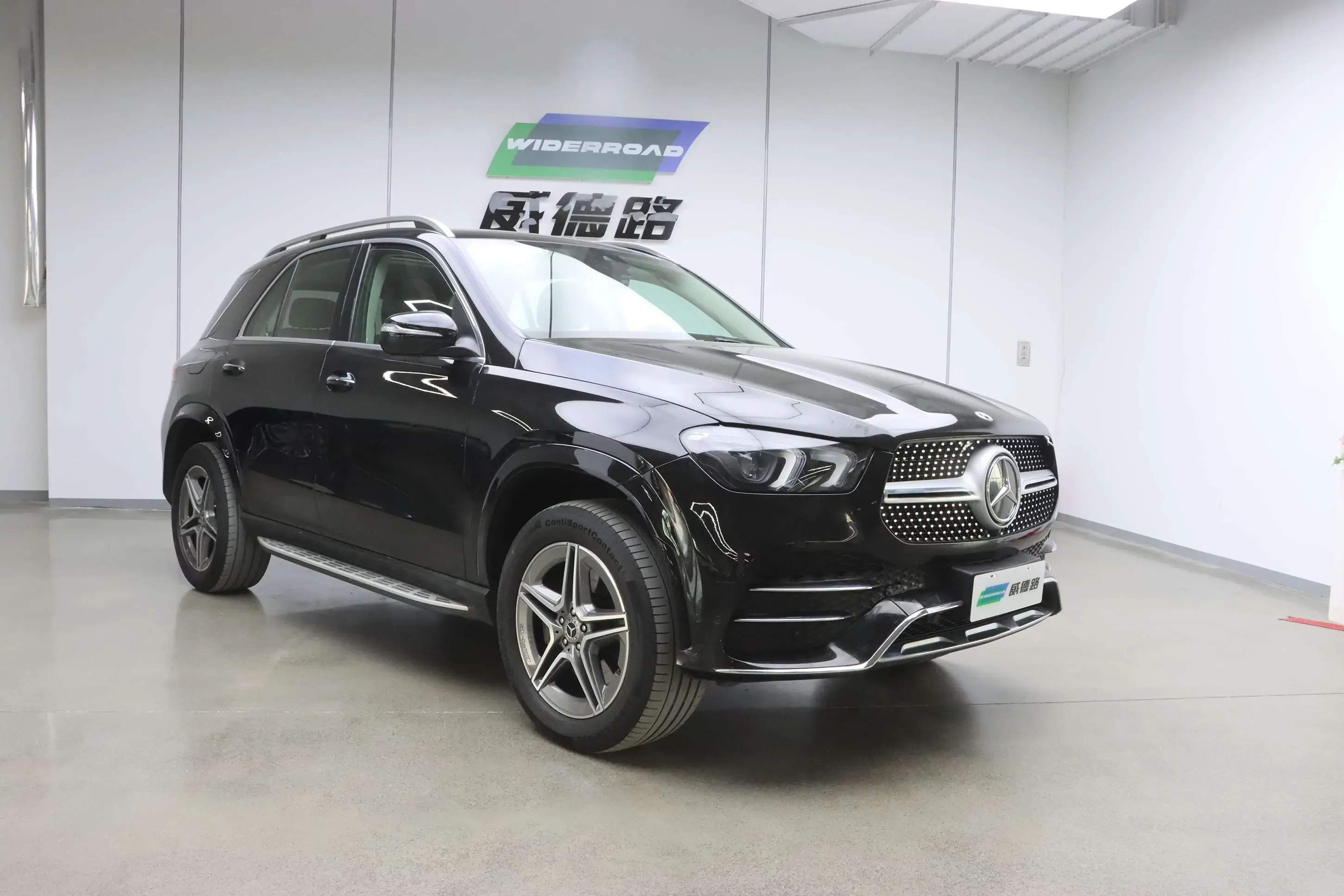 Mercedes-Benz GLE (Imported)
